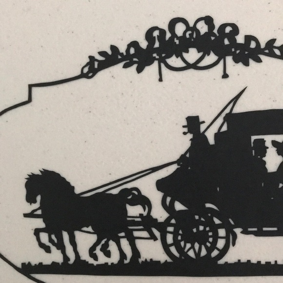 🔥ON SALE🔥Carriage Ride💖 Handmade PaperCut Silhouette Scherenschnitte - Picture 2 of 5